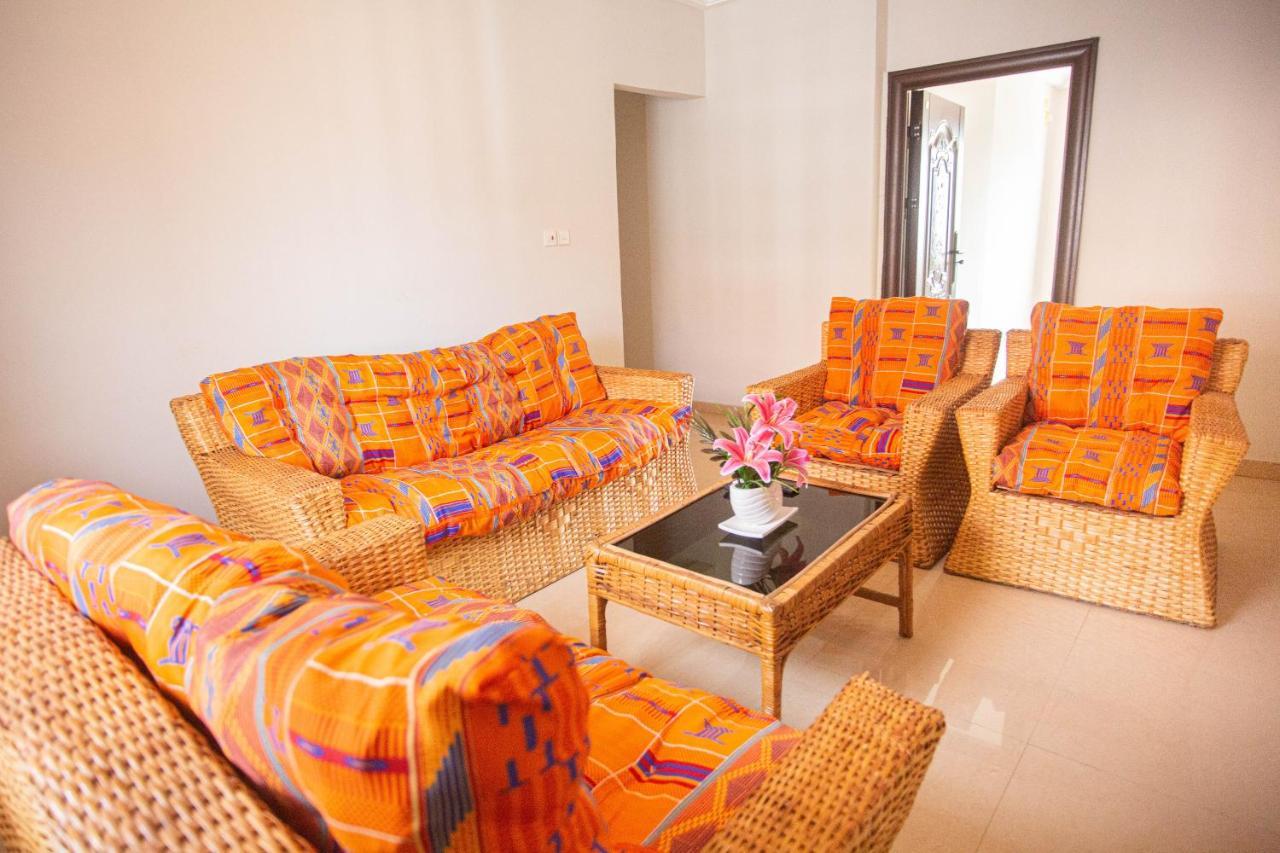 Accra Luxury Homes @ East Legon Екстер'єр фото